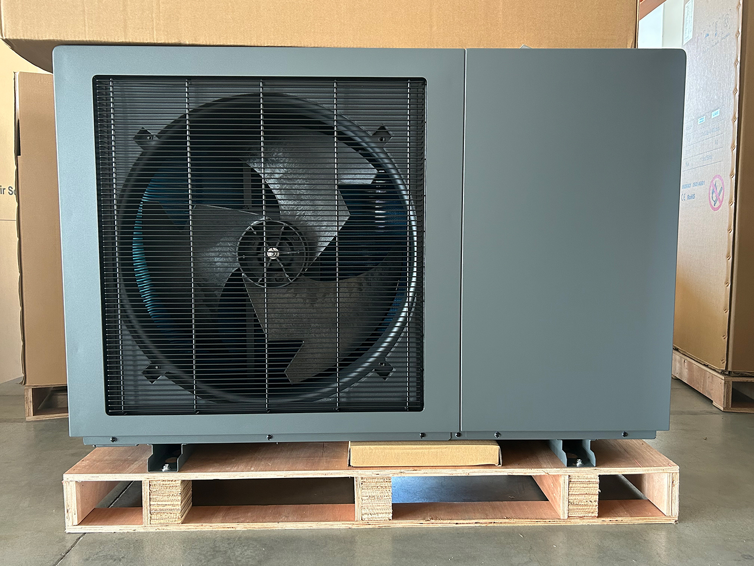 New energy R290 Multifunctional DC Inverter Heat Pumps factory